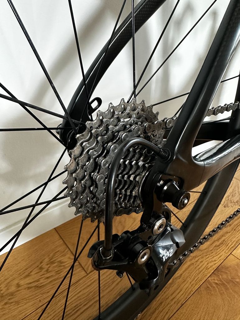 Brugt Pinarello Dogma Shimano 105 2019 Road & Gravel — billede 7 af 14