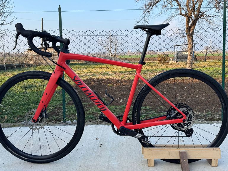 Used Specialized Diverge Comp E5 2025 2025 Road & Gravel, Orange — image 2 of 6