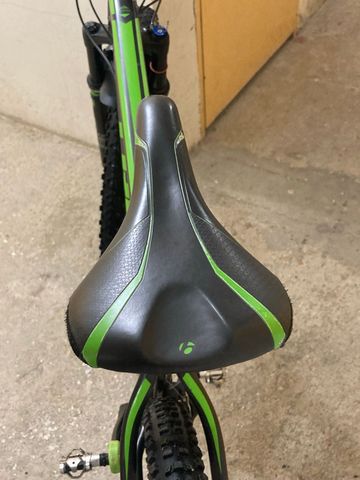 Used Trek Superfly 6 2015 2015 Mountainbike, Black, 27.5, 29 — image 13 of 25