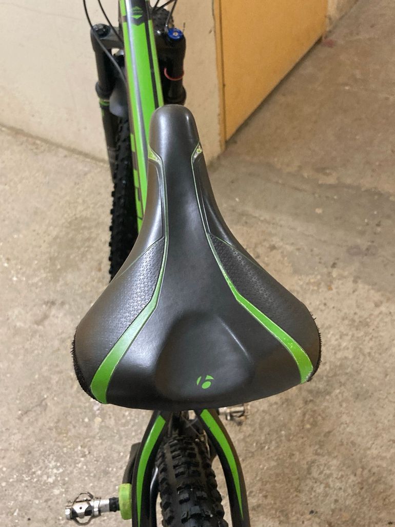 Used Trek Superfly 6 2015 2015 Mountainbike, Black, 27.5, 29 — image 13 of 25