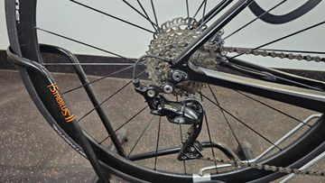 Tweedehands Giant Defy, Advanced 2 2022 2022 Road & Gravel — afbeelding 13 van 17