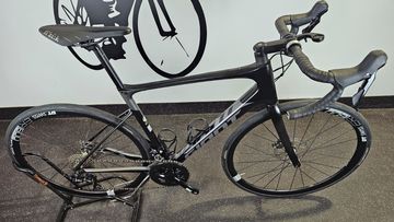 Tweedehands Giant Defy, Advanced 2 2022 2022 Road & Gravel — afbeelding 6 van 17