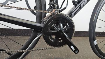 Tweedehands Giant Defy, Advanced 2 2022 2022 Road & Gravel — afbeelding 14 van 17