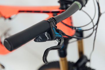 Gebrauchtes KTM SCARP MT EXONIC 2021 2021 Mountainbike, Orange, 29 — Bild 7 von 7