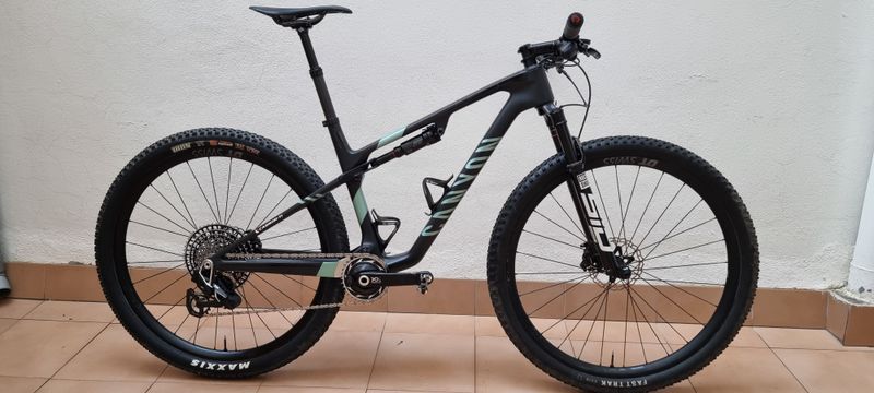 Used Canyon Lux World Cup CFR LTD 2024 Frameset 2024 MTB