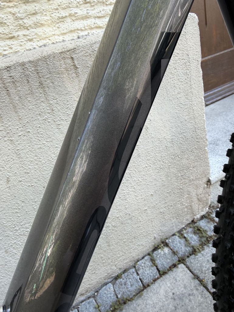 Tweedehands Orbea ALMA M20 2022 2022 Mountainbike — afbeelding 9 van 11