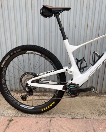 Used Scott Spark RC Pro 2022 2022 Mountainbike, White, 29 — image 3 of 13
