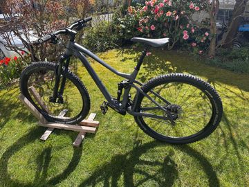 Used BMC Speedfox Shimano Deore XT 2019 Mountainbike, Light Gray, 29 — image 2 of 8