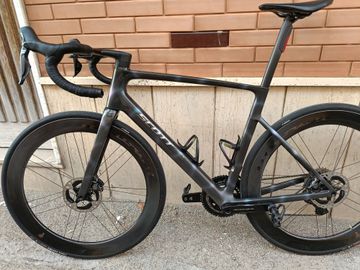 Tweedehands Scott Addict 10 2025 2025 Road & Gravel — afbeelding 5 van 7