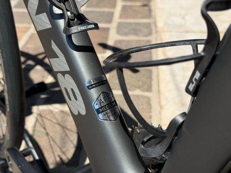 Used Argon 18 Nitrogen Shimano Ultegra Di2 2022 Road & Gravel, Light Gray — image 10 of 11