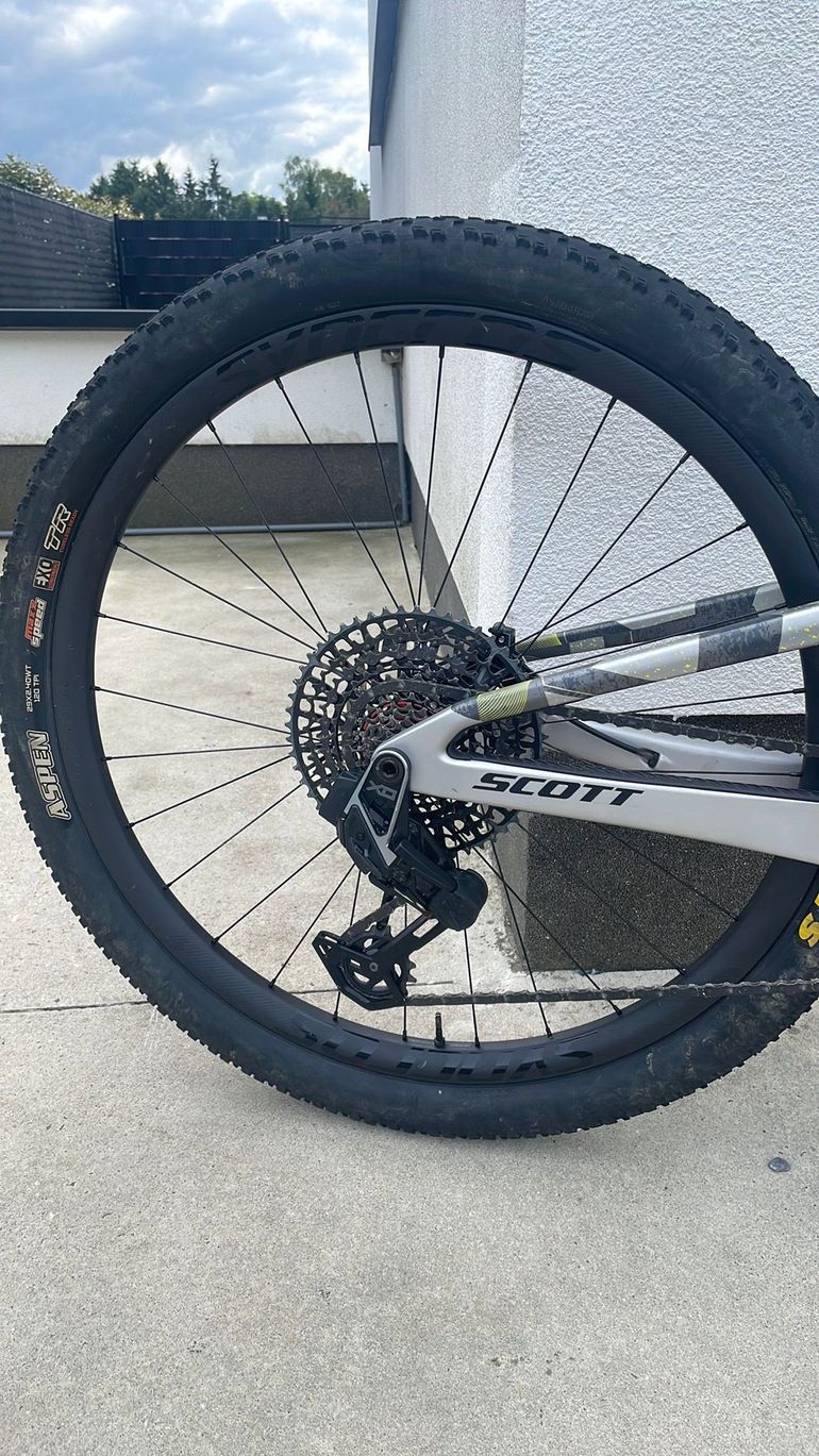 Brugt Scott Spark RC World Cup 2025 2025 Mountainbike — billede 2 af 4