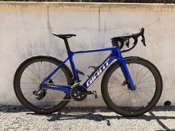 Gebrauchtes Giant Propel Advanced 1 2024 2024 Road & Gravel, Blau — Bild 1 von 7
