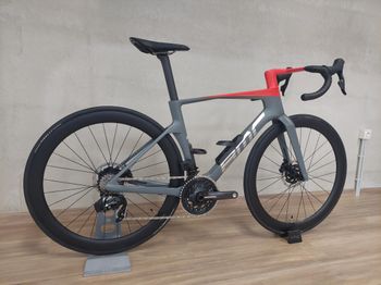 Brugt BMC Teammachine R 01 THREE 2024 2024 Road & Gravel — billede 3 af 5