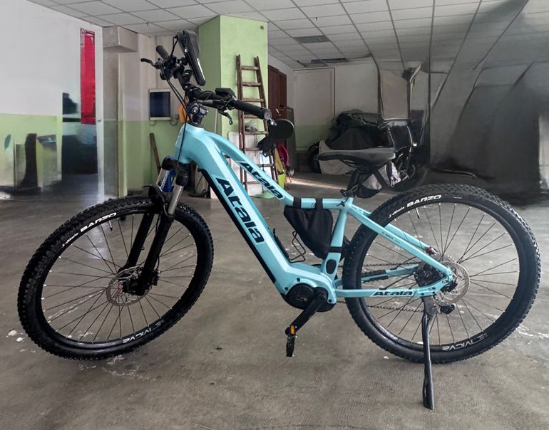 Brugt ATALA B-CROSS EBALDE LIGHT BLU 2024 Mountainbike — billede 3 af 3