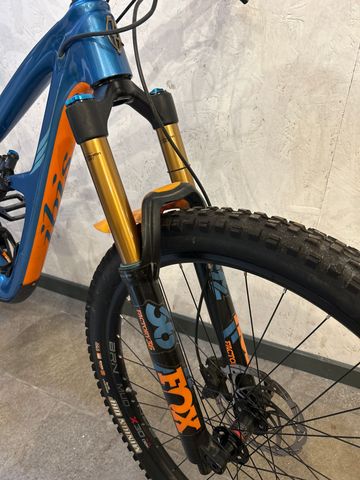 Ibis Cycles Custom SRAM GX 2019 Mountainbike d'occasion — image 5 sur 11