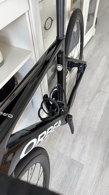 Orca M20iTEAM Custom Shimano Ultegra Di2 2024 Road & Gravel usato