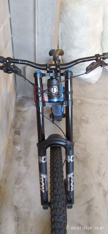 Tweedehands Mondraker Summum SRAM GX DH 2023 Mountainbike — afbeelding 8 van 13