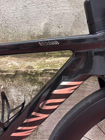 Used Canyon Aeroad CFR Di2 2025 2025 Road & Gravel, Black — image 5 of 11