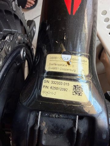 Used Focus Cayo Shimano Ultegra 2017 Road & Gravel, Black — image 9 of 10