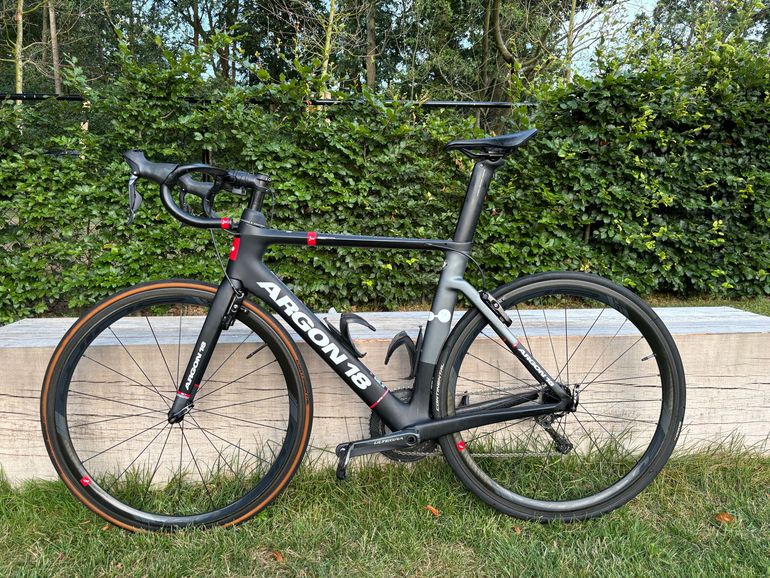 Used Argon 18 Nitrogen Shimano Ultegra Di2 2014 Road & Gravel, Black — image 2 of 7