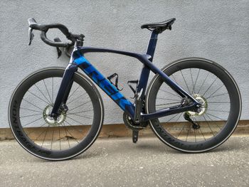 Used Trek Madone SL 7 2022 2022 Road & Gravel