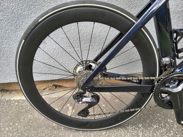 Używany Trek Madone SL 7 2022 2022 Road & Gravel — zdjęcie 16 z 21