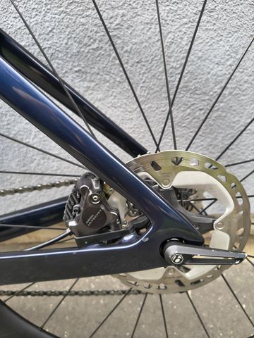 Używany Trek Madone SL 7 2022 2022 Road & Gravel — zdjęcie 7 z 21