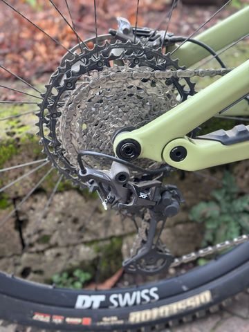 Used Canyon Spectral 125 Shimano Deore XT 2022 Mountainbike, Green — image 9 of 12
