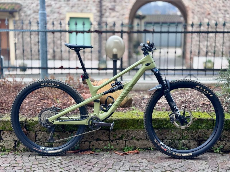 Canyon Spectral 125 Shimano Deore XT 2022 MTB de segunda mano