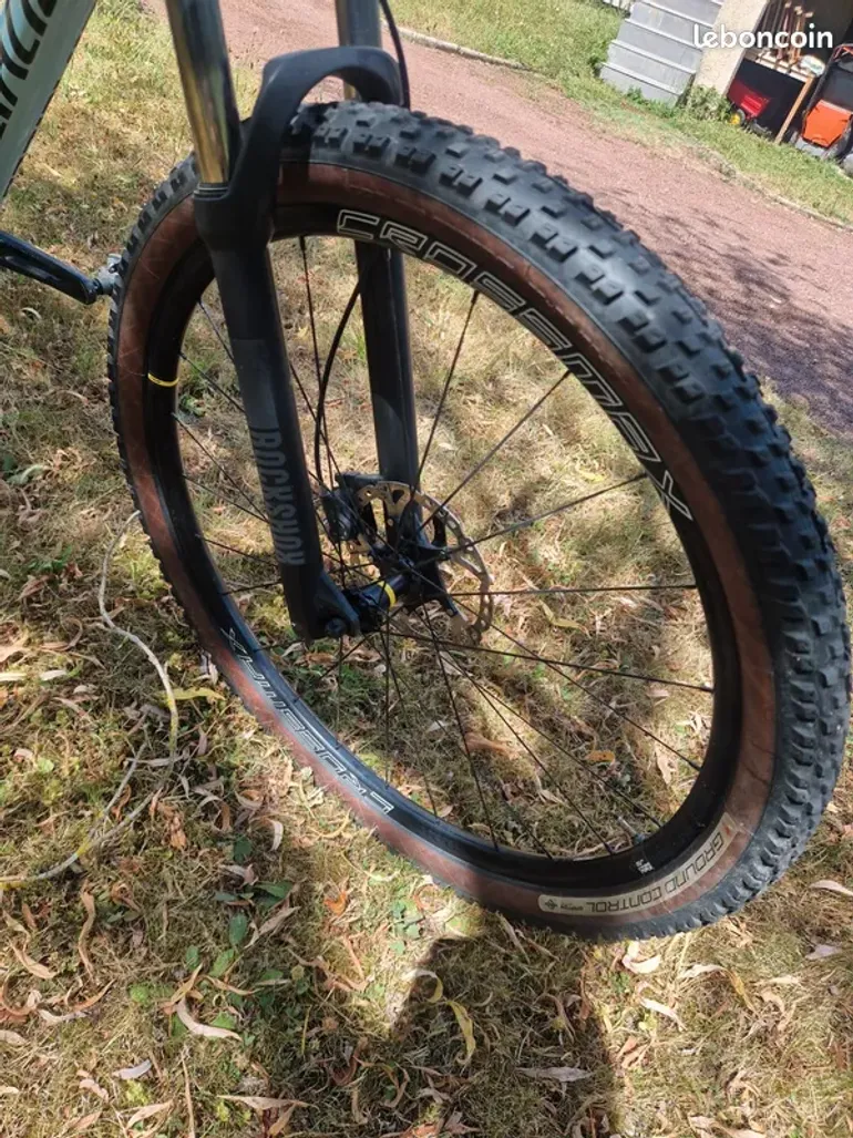 Brugt Specialized Rockhopper Elite 29 2022 2022 Mountainbike — billede 5 af 6
