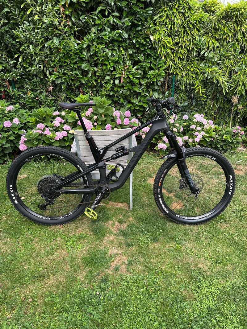 Použité Canyon Spectral CF 7.0 2020 2020 MTB