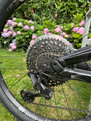 Gebrauchtes Canyon Spectral CF 7.0 2020 2020 Mountainbike, Schwarz, 27.5 — Bild 8 von 9