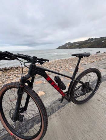 Trek X-Caliber 9 2023 2023 Mountainbike d'occasion — image 2 sur 5