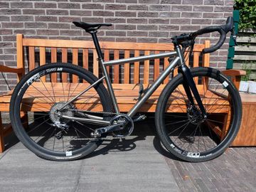 Used Gilbertson Custom SRAM Force 2021 Road & Gravel, Light Gray — image 1 of 12