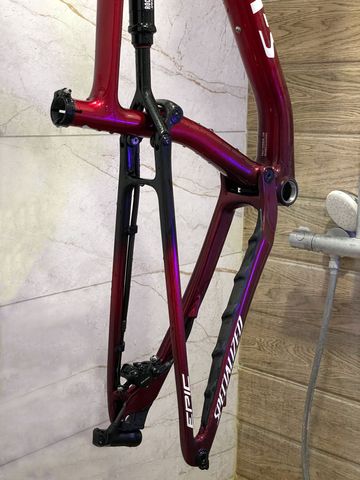 Used Specialized S-Works Epic 2022 Frame Frameset | M Frameset 2022 Mountainbike, Red — image 4 of 15