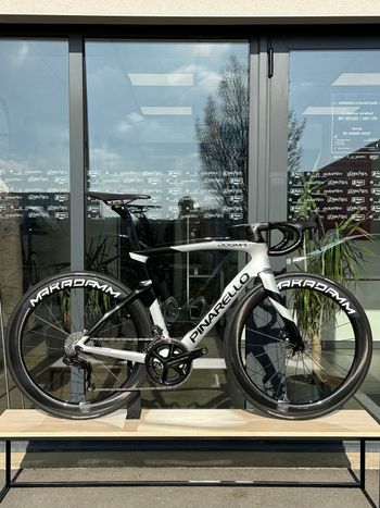 Used Pinarello DOGMA F DURA ACE Di2 Disc 2024 2024 Road & Gravel