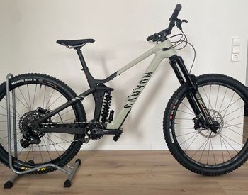 Used Canyon Strive CFR 2024 2024 MTB