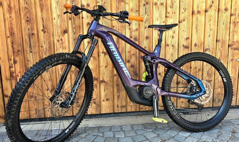 Haibike AllMtn CF 11 2022 2022 Mountainbike usato, Viola — immagine 5 di 16