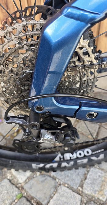 Haibike AllMtn CF 11 2022 2022 Mountainbike usato, Viola — immagine 10 di 16