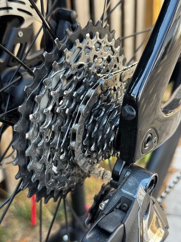 Used Giant Trinity Advanced SL 1 2025 2025 Road & Gravel, Black — image 9 of 14