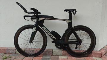 Brugt Giant Trinity Advanced Pro 2022, Di2, Powermeter, Sync Erg Extensions 2022 Road & Gravel — billede 1 af 18