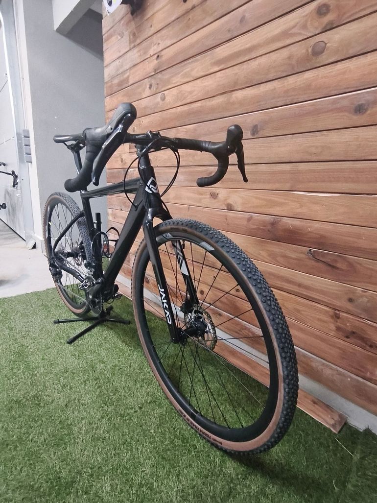 Używany Megamo JAKAR 30 2022 2022 Road & Gravel — zdjęcie 4 z 6