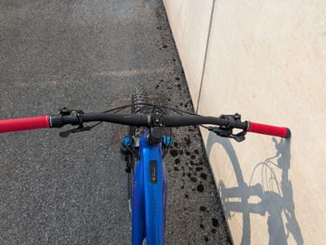 Giant Trance X E+ 2 Pro 29er 2022 2022 Mountainbike de segunda mano, Azul — imagen 4 de 7