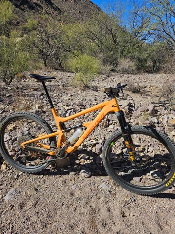 Used Santa Cruz Hightower CC X01 2018 2018 Mountainbike, Orange, 29 — image 2 of 8