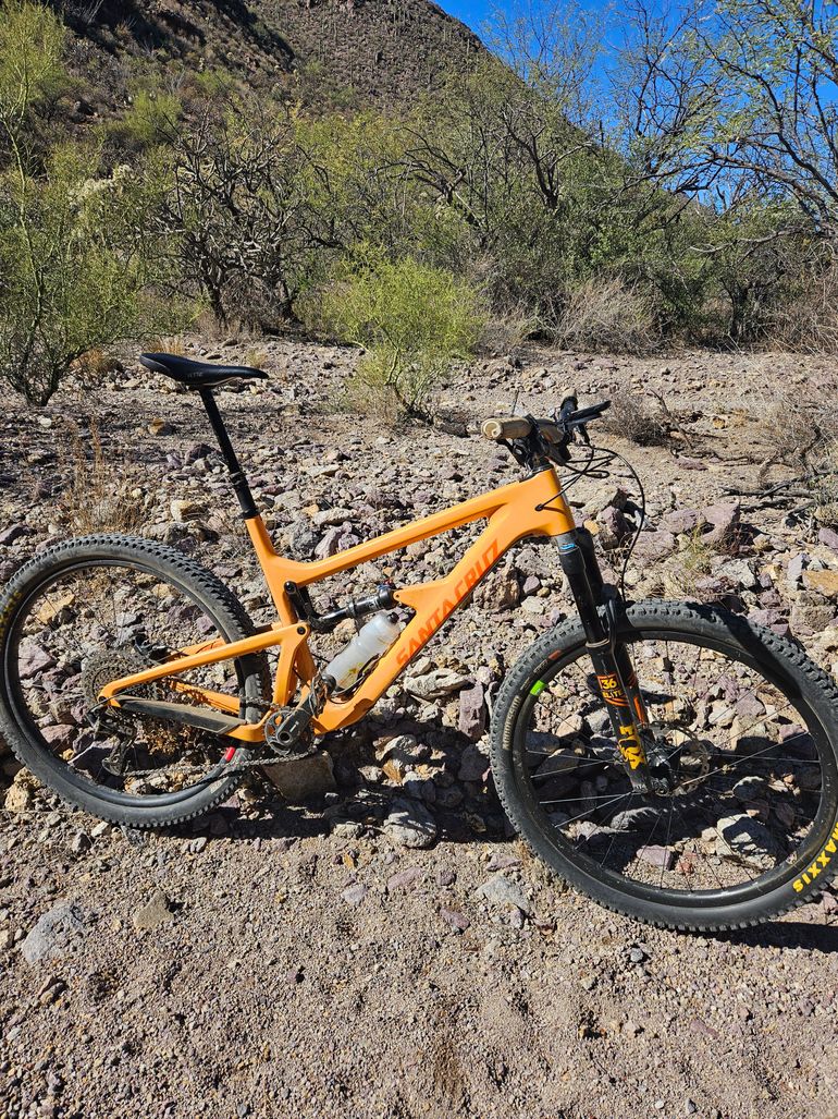 Used Santa Cruz Hightower CC X01 2018 2018 Mountainbike, Orange, 29 — image 2 of 8