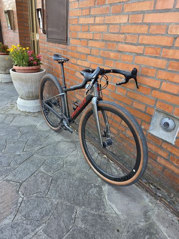 Gebrauchtes Specialized Diverge Base Carbon 2022 2022 Road & Gravel, Schwarz — Bild 5 von 14
