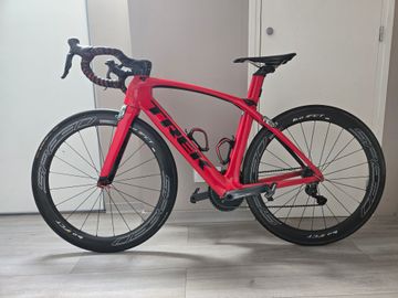 Used Trek SLR 2019 Road & Gravel, Red — image 2 of 5