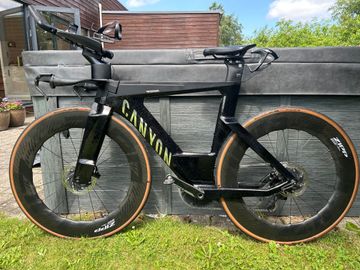 Canyon Speedmax CFR Cosmos 2024 2024 Road & Gravel usato, Nero — immagine 2 di 6