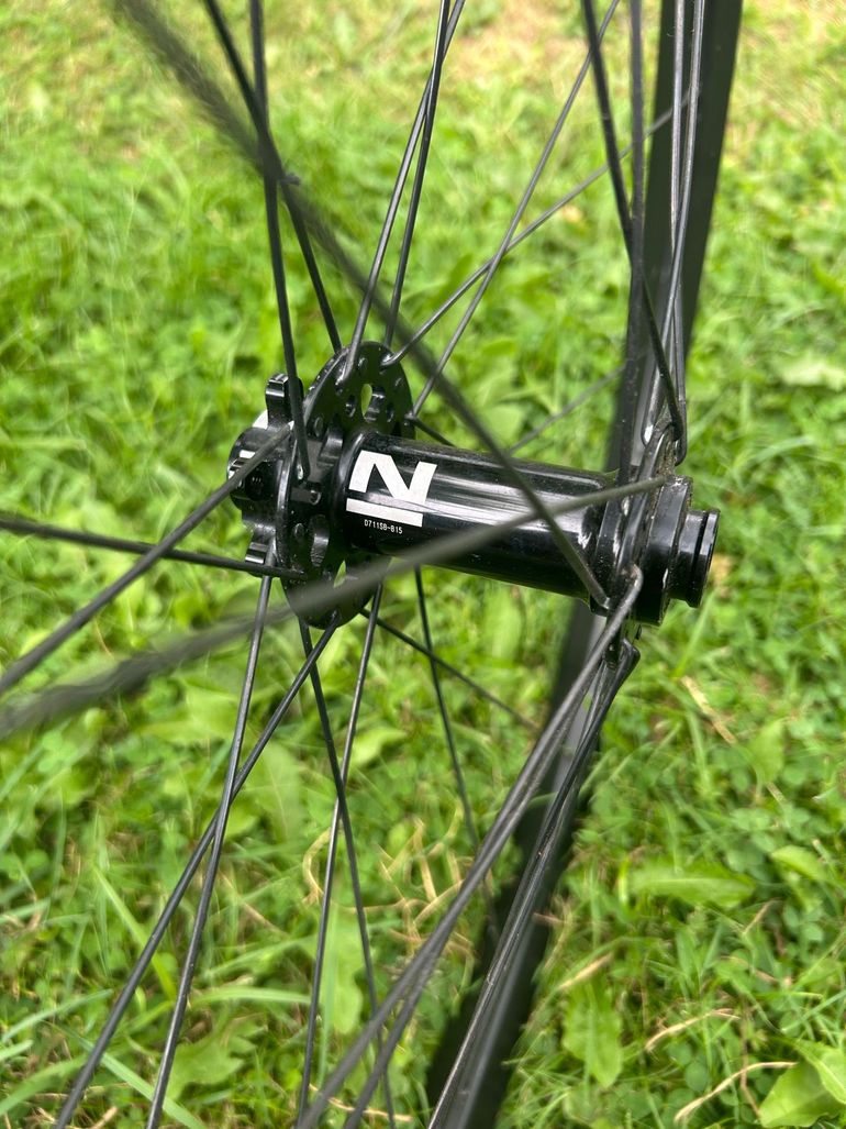 Used Orange Four Pro 2018 2018 Mountainbike, Light Gray, 27.5 — image 11 of 13