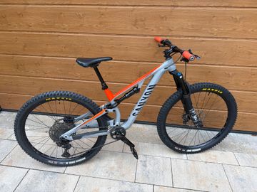 Used Canyon Neuron 7 2021 2021 Mountainbike, Light Gray, 27.5, 29 — image 2 of 9
